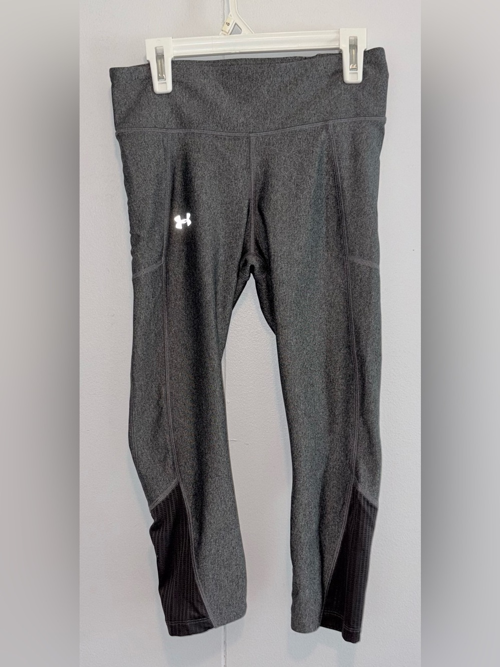 Under Armour HeatGear Compression Capri Leggings Gray Heather Women’s Small